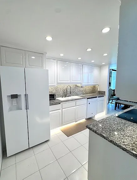 601 Lido Park Dr #2E — Photo 11