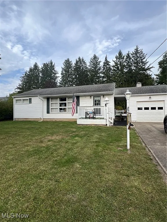 175 Fox St photo 1