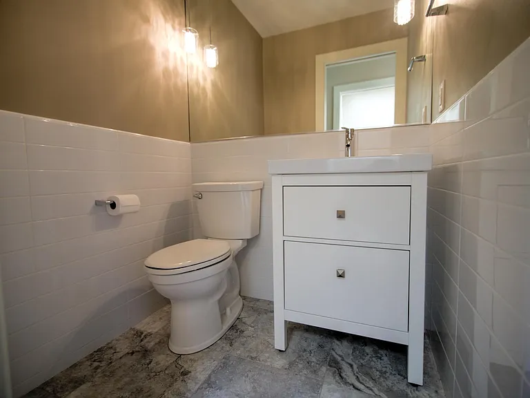 12980 NW Westlawn Ter — Photo 28