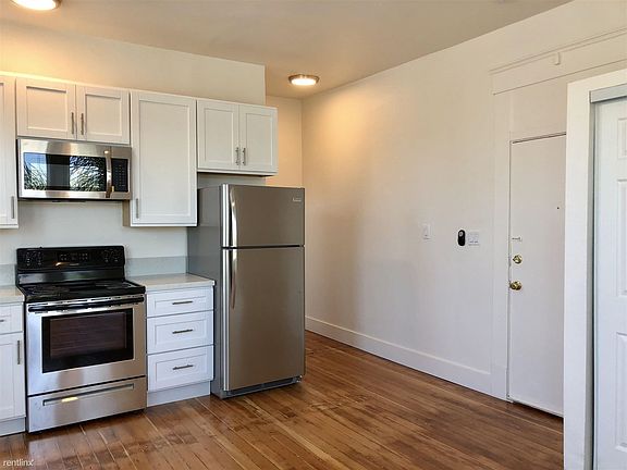 3rd image of 4170 Park Blvd APT 10