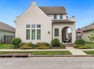 104 Cordelia Ln, Youngsville, LA 70592