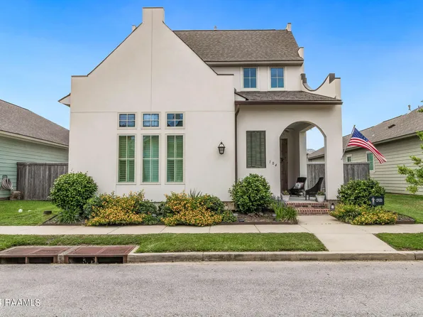 104 Cordelia Ln, Youngsville, LA 70592