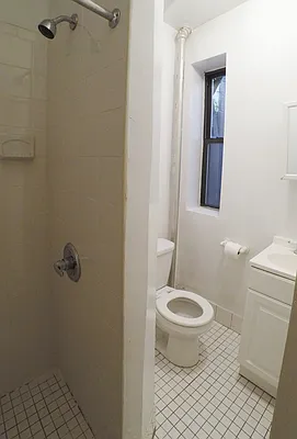 Rented by Roselyn  Fortuna LLC | media 15