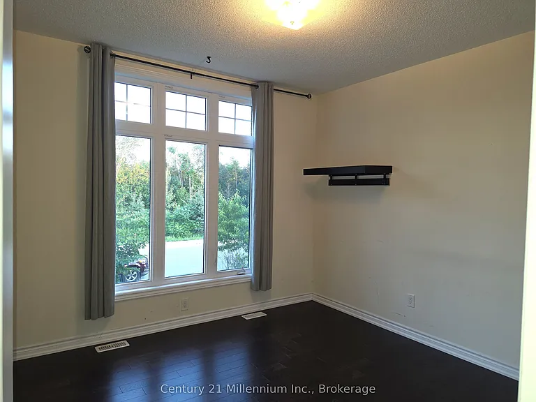 20 Cristiano Ave — Photo 4