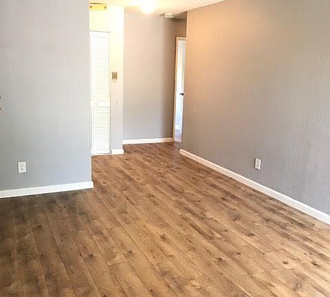 3rd image of 3591 Quail Lakes Dr APT 294