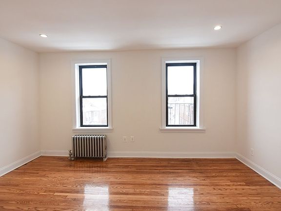 2nd image of 3308 84th St #4C