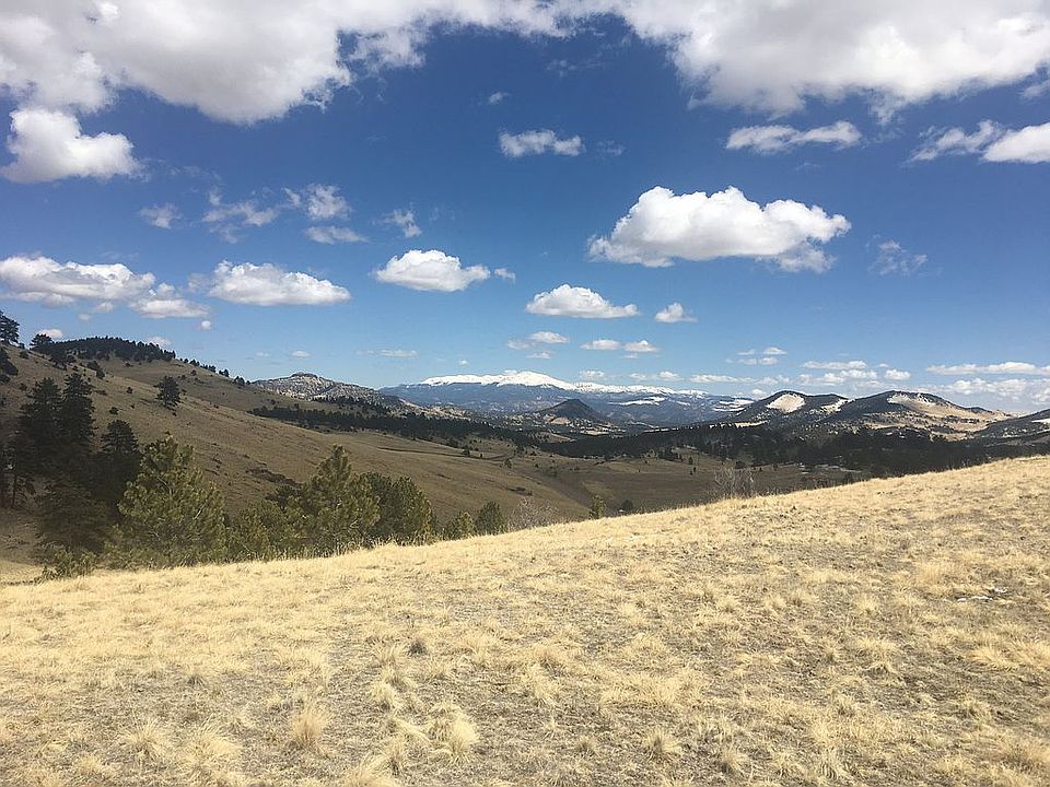 2nd image of 1200 County Rd 102