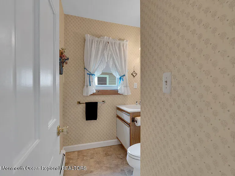 683 Main Ave — Photo 24