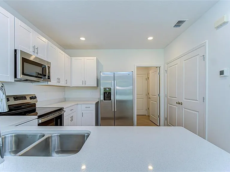 13341 Tropical Breeze Way — Photo 8