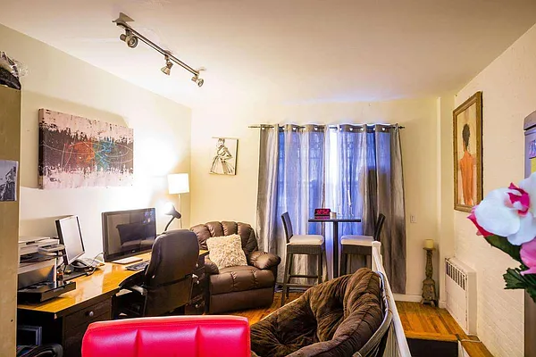 Rented by Smart City Real Estate LLC | media 6
