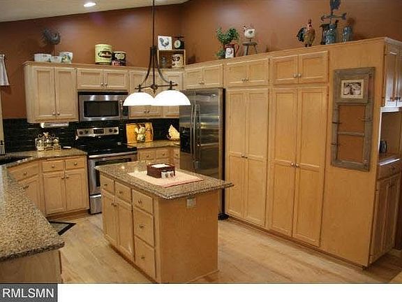 3rd image of 3026 Edward Street