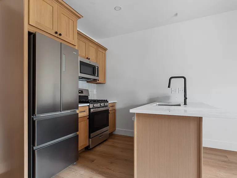 113 Ives Street — Photo 115
