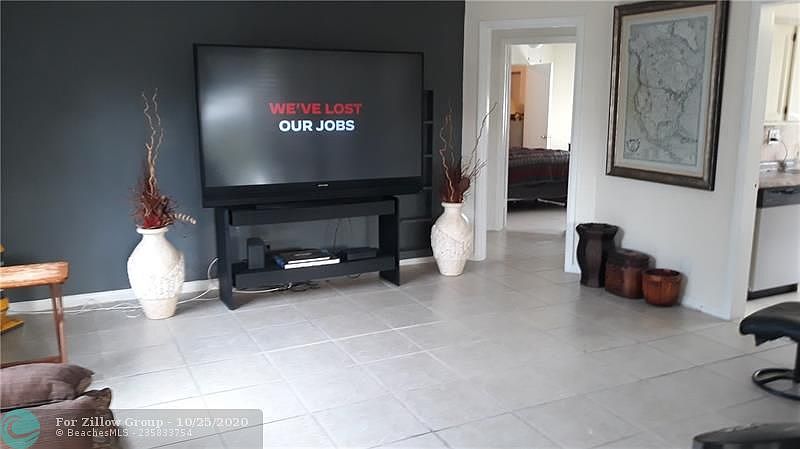 1st image of 306 SE 22nd Ave