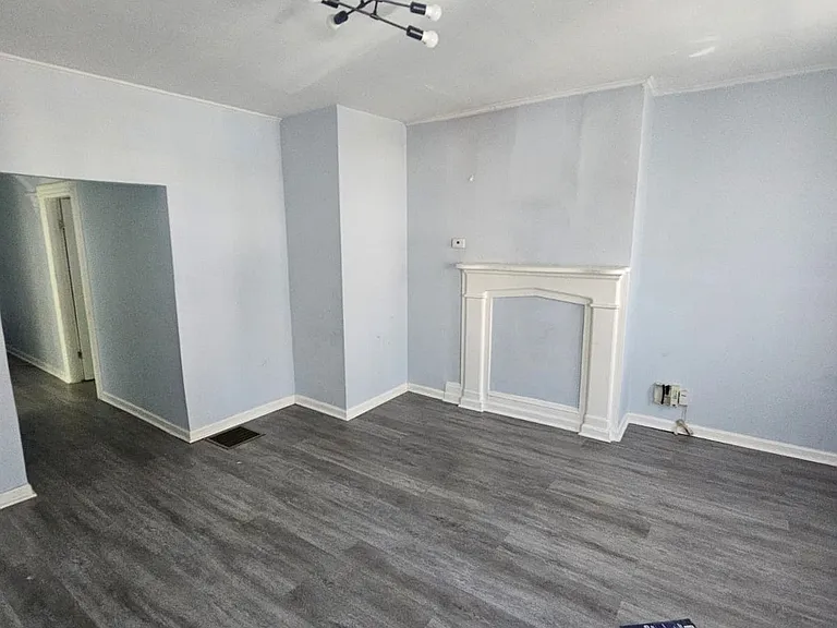 31 Hillman St #1 — Photo 3