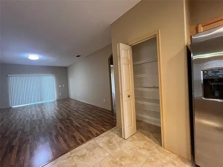 9855 Secret Cove Ln — Photo 7