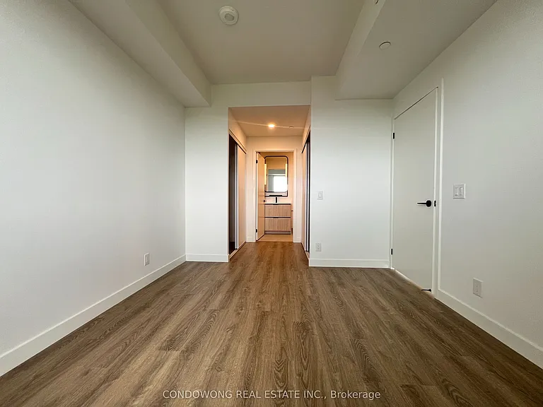 1050 Eastern Ave #609 — Photo 5