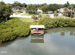 101 6th St, New Smyrna Beach, FL 32168