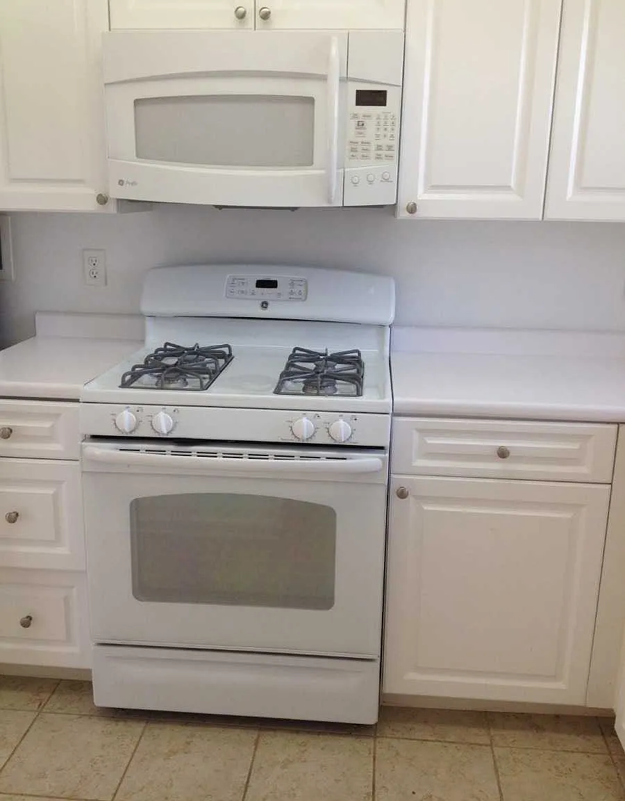 2 bed, $3,295 — Photo 2