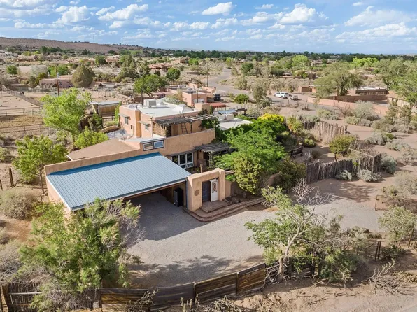 416 Camino Arco Iris, Corrales, NM 87048