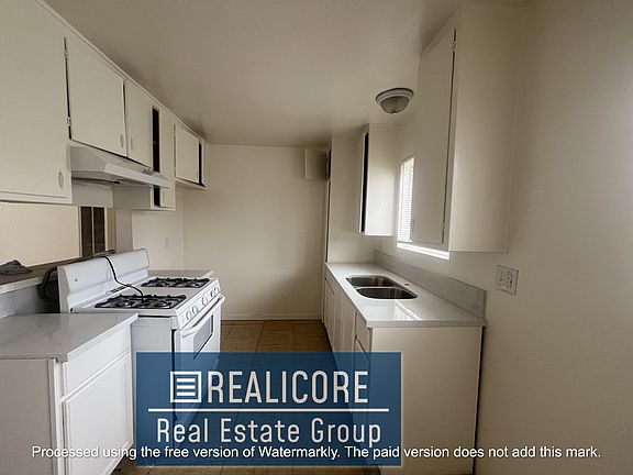 2nd image of 2635 Pacific St APT 3