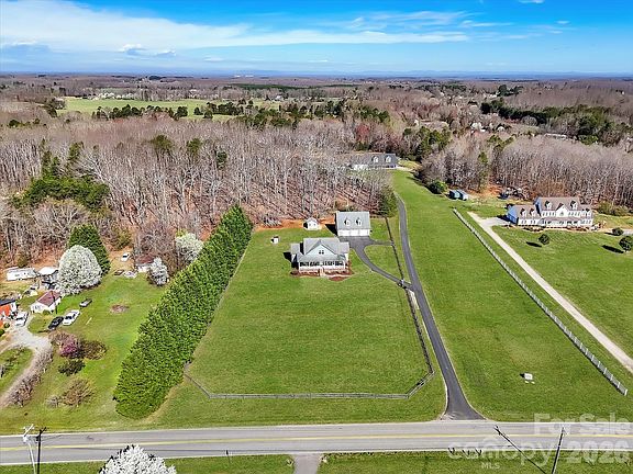 5th image of 4566 Little Mountain Rd