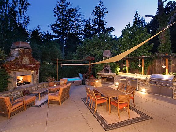 2nd image of 101 La Canada Way