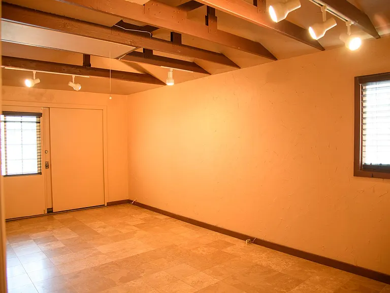 10809 Huston St — Photo 5