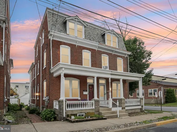 144 S Franklin St, Boyertown, PA 19512