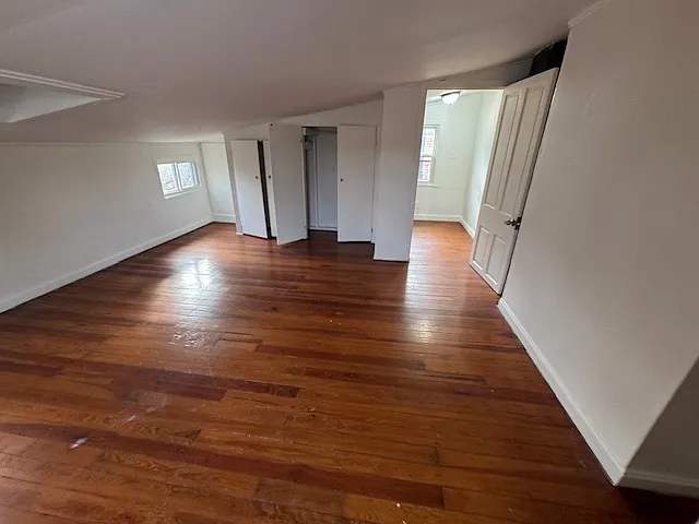 1044 Rosemont Ave — Photo 29