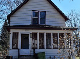 438 23rd St N, Springfield, MI 49037