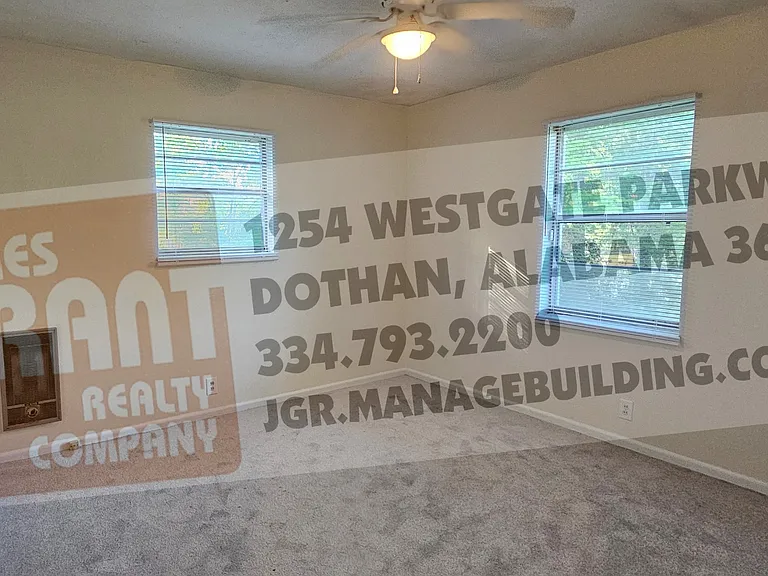 306 Mustang Dr — Photo 18