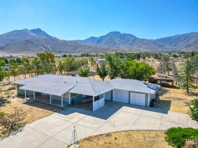 10100 Windmill Ln, Weldon, CA, 93283