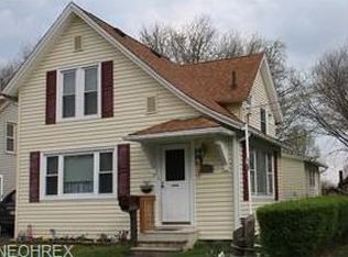 738 Maple Ave, Conneaut, OH 44030