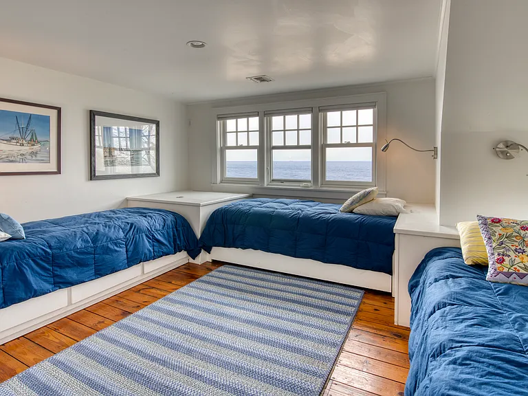 2100 Youngs Rd — Photo 15