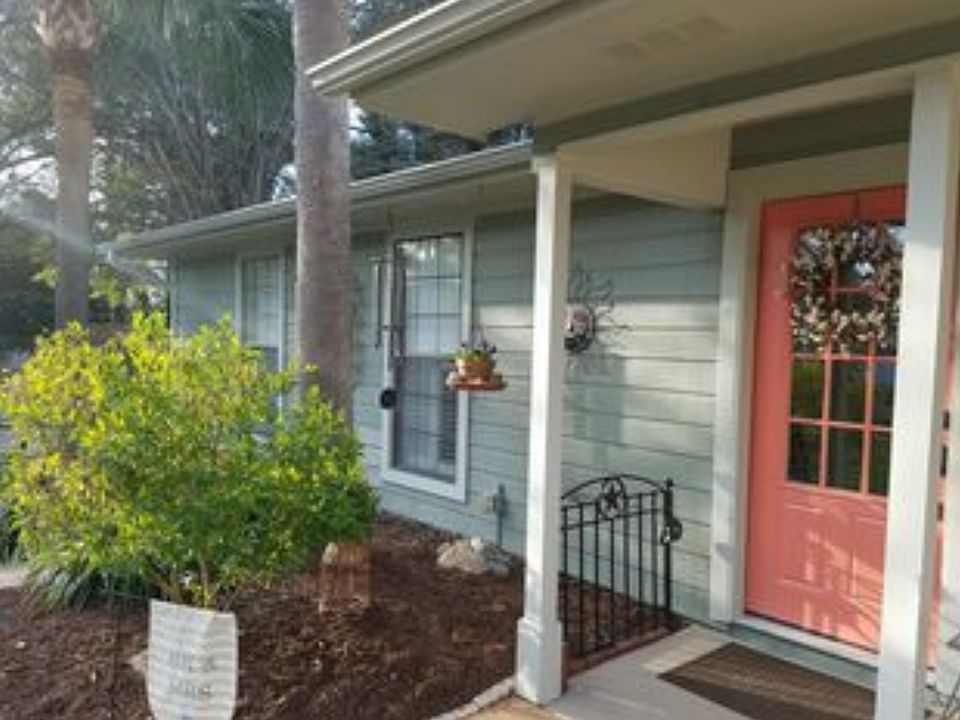 1st image of 6513 Pine Dr