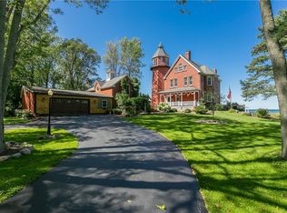 18 Clearview Ave, Hilton, NY 14468