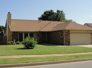 4411 W Madison Pl, Broken Arrow, OK 74012