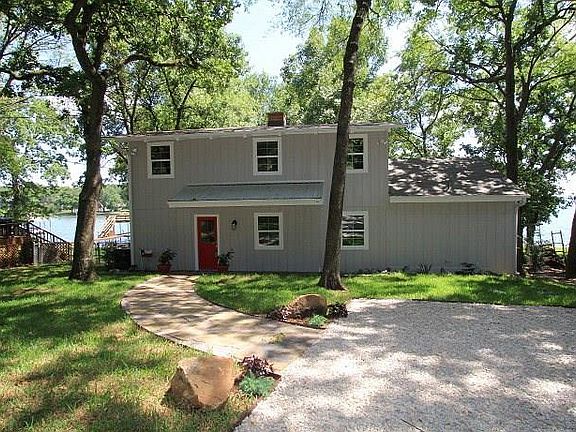 2nd image of 2145 Lakeview Dr