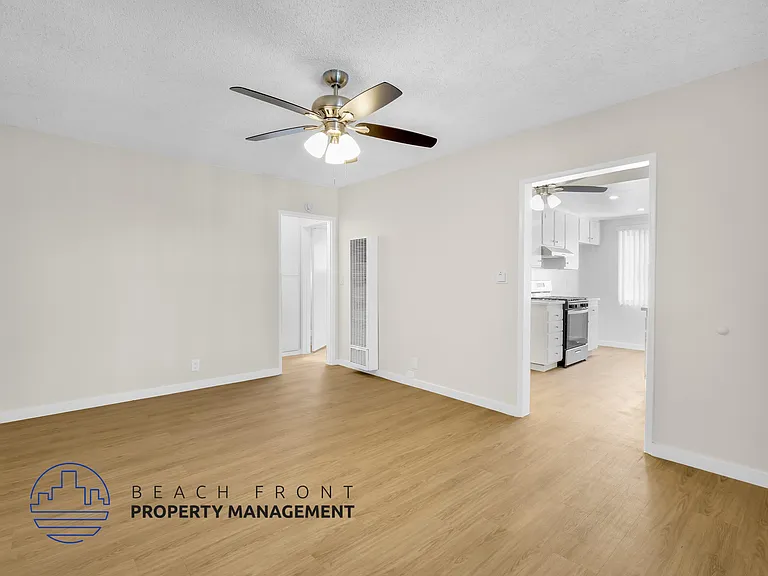 11716 Gurley Ave. — Photo 9