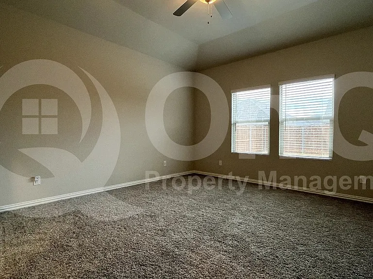 1608 Lannon Ln — Photo 16