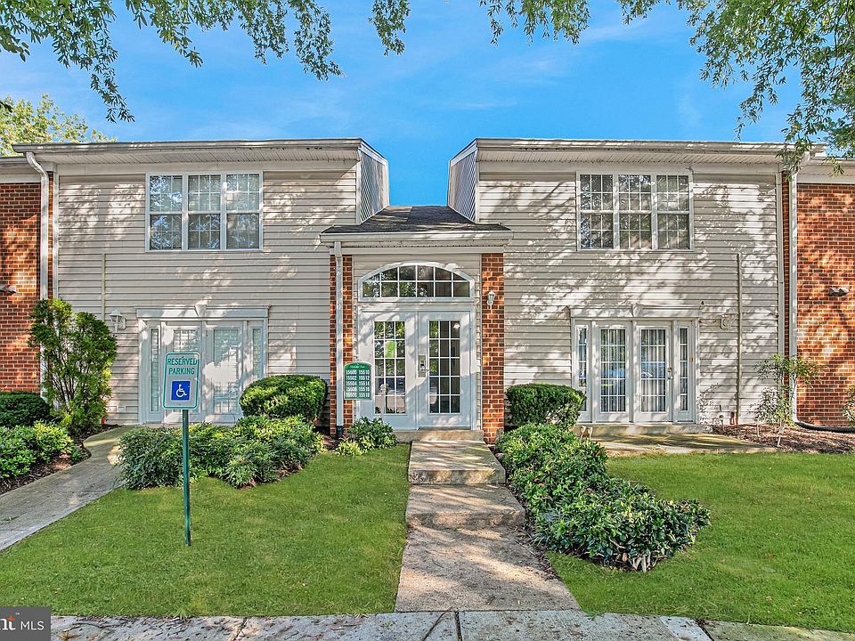 1st image of 15508 Horseshoe Ln #508