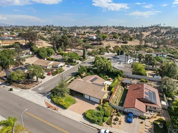 5754 Central Ave, Bonita, CA 91902