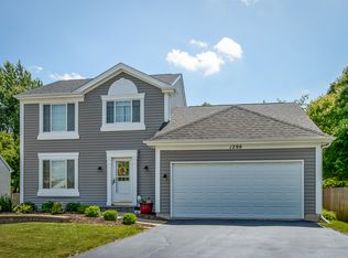 1298 Lone Oak Trl, Aurora, IL 60506