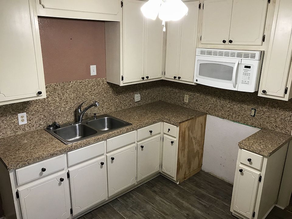 2nd image of 1213 S 3rd St