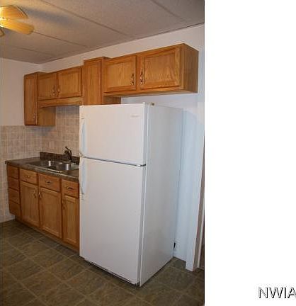 4th image of 3210 6th Ave