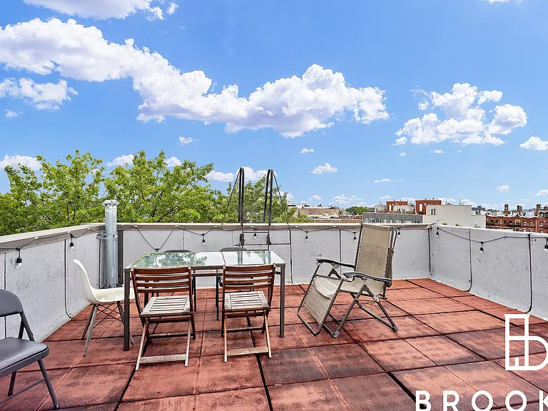600 Saint Marks Ave #4L — Photo 7