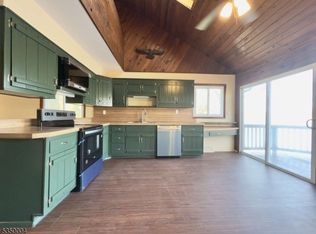 53 W Shore Trl, Stockholm, NJ 07460