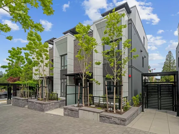 6292 Oak St, Vancouver, BC V6M 2V5