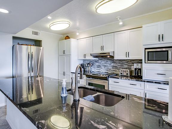 3rd image of 1000 N Atlantic Ave APT 111