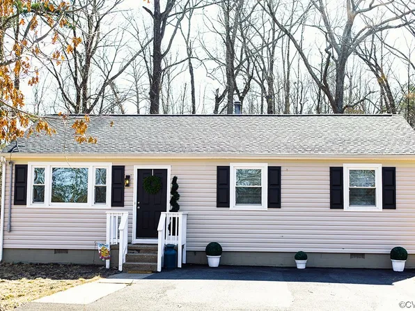 5441 Hopewell Rd, New Kent, VA 23124